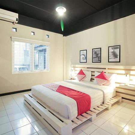 Oyo 260 Home 33 Bandung Ngoại thất bức ảnh