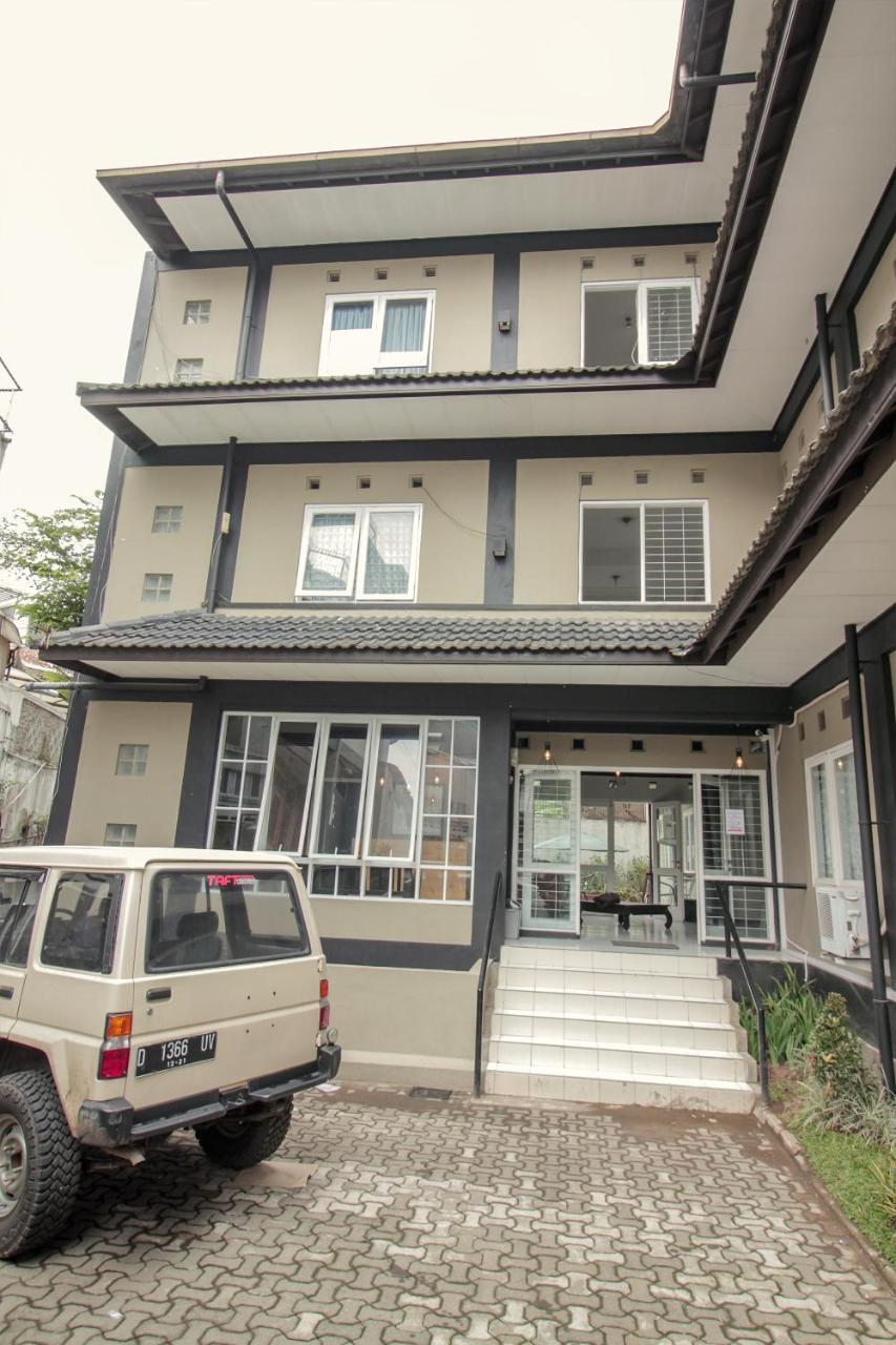 Oyo 260 Home 33 Bandung Ngoại thất bức ảnh